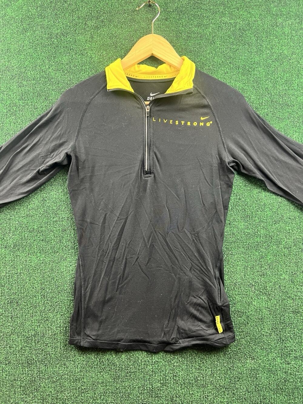 Nike Dri-FIT Livestrong 1/4 Zip Mock Neck Long Sleeve Pullover XS